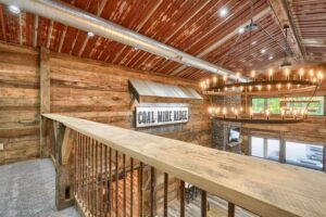Coal Mine Ridge - Hocking Hills Cabin Rentals by Buffalo Cabins & Lodges
